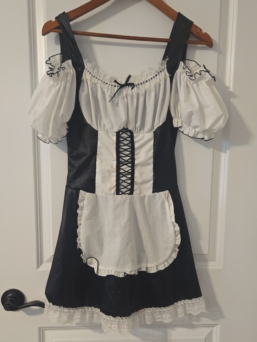 Black and White Peasant Maid Costume Dress